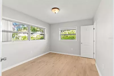 10126 Bahama Court, Seminole, FL 33776 - Photo 9