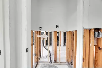 4811 Del Rio Way S, Gulfport, FL 33711 - Photo 27