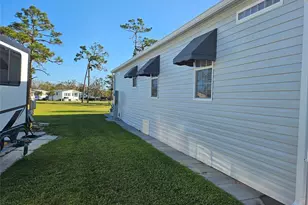 171 Crown Point Dr, Nokomis, FL 34275 - Photo 11