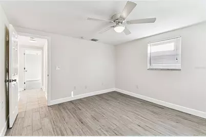 5701 Commonwealth Avenue N, Saint Petersburg, FL 33703 - Photo 31