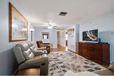 607 Brandywine Drive #607, Largo, FL 33771 - Photo 9