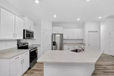 4025 Westwood Fields Loop, Plant City, FL 33565 - Photo 11