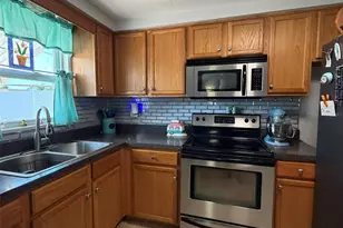 3844 Redwood Dr, Holiday, FL 34691 - Photo 3