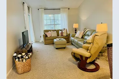 153 Sun Isle Circle, Treasure Island, FL 33706 - Photo 5