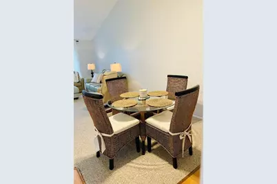 153 Sun Isle Circle, Treasure Island, FL 33706 - Photo 9