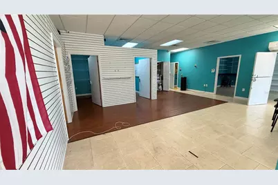 3350 E Bay Drive, Largo, FL 33771 - Photo 9