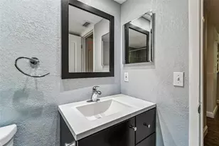 9764 130th Ave, Largo, FL 33773 - Photo 35