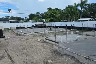 6183 1st Ave N, Saint Petersburg, FL 33710 - Photo 3