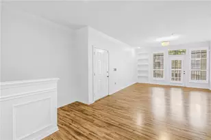 4206 Bay Club Cir, Tampa, FL 33607 - Photo 5