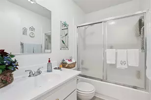 2339 Glenmore Cir, Sun City Center, FL 33573 - Photo 19