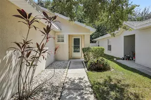 7842 Citrus Blossom Dr, Land O Lakes, FL 34637 - Photo 3