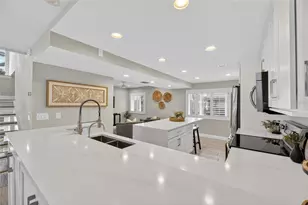 160 Marina Del Rey Ct, Clearwater Beach, FL 33767 - Photo 15