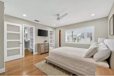 160 Marina Del Rey Court, Clearwater Beach, FL 33767 - Photo 11