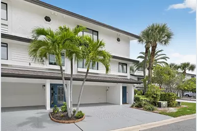 160 Marina Del Rey Court, Clearwater Beach, FL 33767 - Photo 1