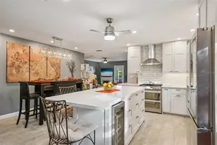 5715 4th Ave N, Saint Petersburg, FL 33710 - Photo 9