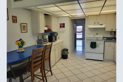 4915 Bay Street NE #122, Saint Petersburg, FL 33703 - Photo 9