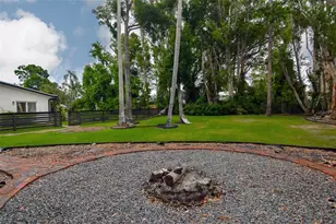 6946 Bougainvilla Ave S, Saint Petersburg, FL 33707 - Photo 31