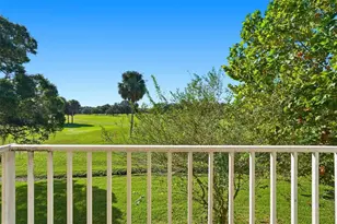 225 Country Club Dr, Largo, FL 33771 - Photo 23