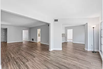 225 Country Club Drive #E252, Largo, FL 33771 - Photo 31