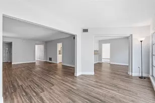 225 Country Club Dr, Largo, FL 33771 - Photo 31