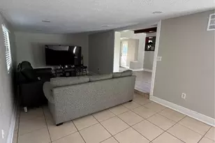 2212 Lakeview St, Lakeland, FL 33801 - Photo 11