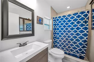 7542 19th Ave N, Saint Petersburg, FL 33710 - Photo 13