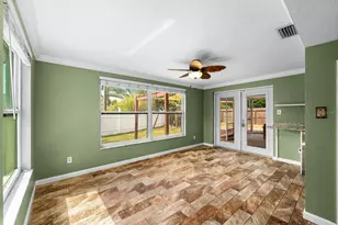 5576 Williamsdale Ct, Seminole, FL 33772 - Photo 11