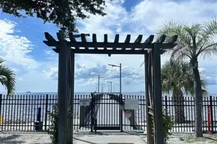 611 Destiny Dr, Ruskin, FL 33570 - Photo 11