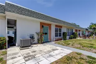 7727 39th Ave N, Saint Petersburg, FL 33709 - Photo 5