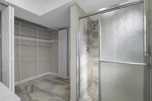 9318 1st St N, Saint Petersburg, FL 33702 - Photo 29