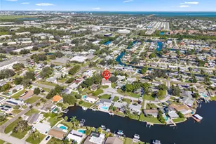 9318 1st St N, Saint Petersburg, FL 33702 - Photo 45