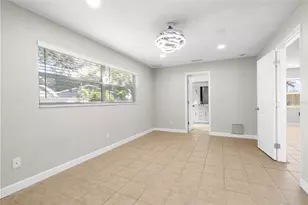 9318 1st St N, Saint Petersburg, FL 33702 - Photo 25