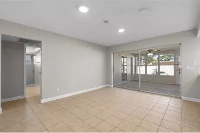 9318 1st Street N, Saint Petersburg, FL 33702 - Photo 17