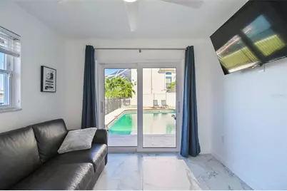 340 Palm Island NE, Clearwater Beach, FL 33767 - Photo 55