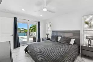 340 Palm Island NE, Clearwater Beach, FL 33767 - Photo 27