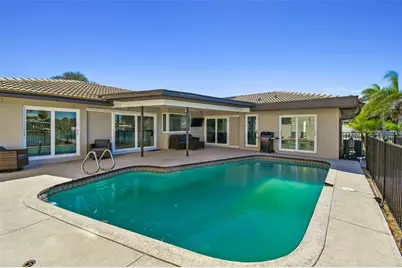 340 Palm Island NE, Clearwater Beach, FL 33767 - Photo 59