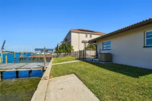340 Palm Island NE, Clearwater Beach, FL 33767 - Photo 67