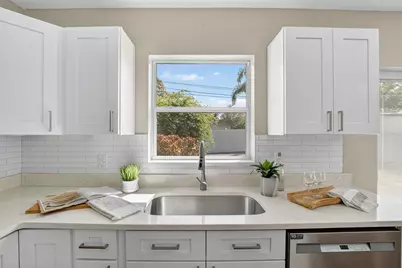 10112 66th Avenue, Seminole, FL 33772 - Photo 15