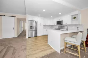 1655 S Highland Ave, Clearwater, FL 33756 - Photo 9