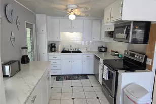 18675 US Hwy 19 N, Clearwater, FL 33764 - Photo 11