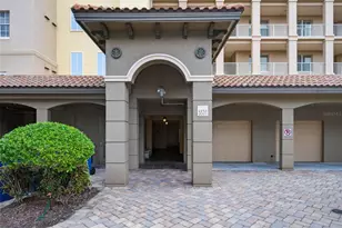5531 Cannes Cir, Sarasota, FL 34231 - Photo 9