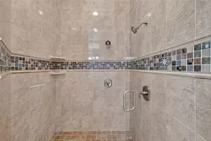 5531 Cannes Cir, Sarasota, FL 34231 - Photo 47