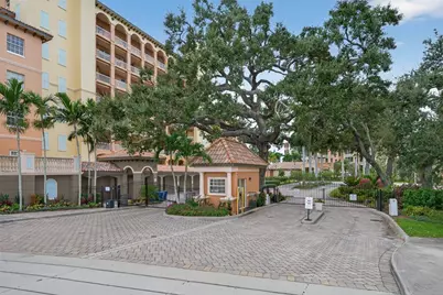 5531 Cannes Circle #801, Sarasota, FL 34231 - Photo 7