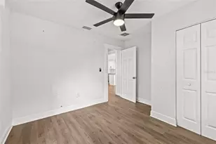 210 E Cluster Ave, Tampa, FL 33604 - Photo 25