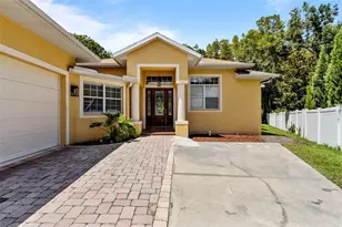 4116 Woodacre Ln, Tampa, FL 33624 - Photo 1