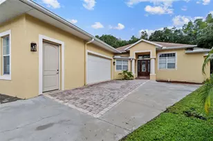 4116 Woodacre Ln, Tampa, FL 33624 - Photo 1