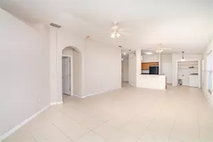 7861 Carriage Pointe Dr, Gibsonton, FL 33534 - Photo 5
