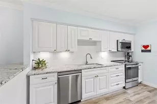 1330 Snell Isle Blvd NE, Saint Petersburg, FL 33704 - Photo 13