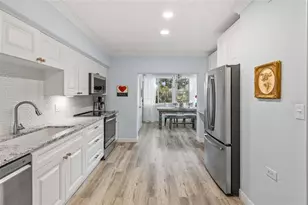 1330 Snell Isle Blvd NE, Saint Petersburg, FL 33704 - Photo 15