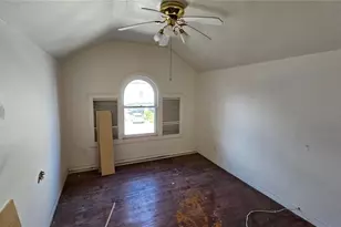 852 4th Ave N, Saint Petersburg, FL 33701 - Photo 17